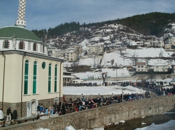 Традиционен курбан дадоха в рудоземското село Чепинци