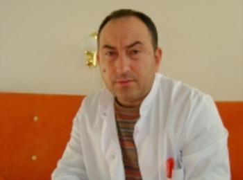 Първата операция за присаждане на изкуствена става направиха в МБАЛ-Смолян