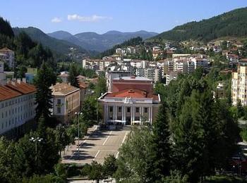 Децата на миньорите искат да си ходят на училище