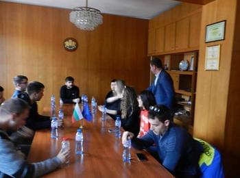 Кметът на Мадан обсъди на среща възможностите за развитие на IT-сектора в общината