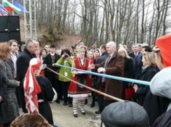 С водосвет отбелязват 7 години от откриването на ГКПП Златоград
