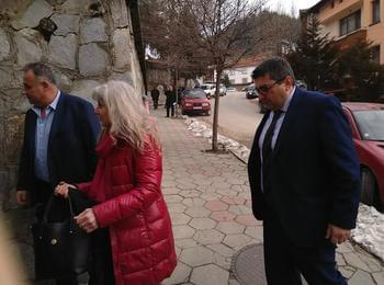  Намаляват оплакванията от Общинска администрация и държавните институции, каза Областният управител в Доспат