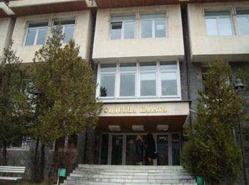 Двама младежи влизат в съда за наркотици