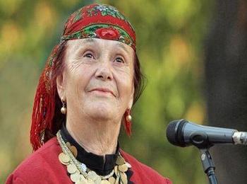  Валя Балканска празнува рожден ден – Честит празник!!