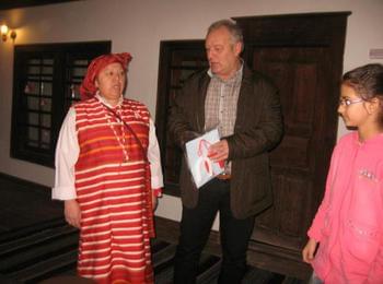 По инициатива на кмета Мелемов, деца твориха мартенички в Алибеевия конак
