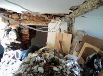 Свлачище събори къщата на шестчленно семейство