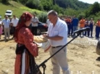 Направиха първа копка на пътя Неделино - Върли дол