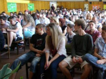 873 ученици са завършили основно образование през миналата година 