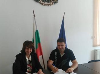  Предстои саниране на блок БНБ в Чепеларе