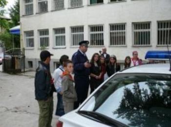 Млади огнеборци ще участват в районно състезание 