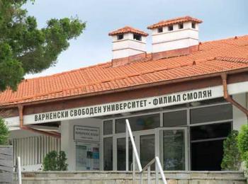 Връчват дипломите на абсолвентите от Випуск 2018 във ВСУ "Черноризец Храбър"