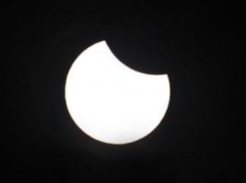 Частично слънчево затъмнение започва в 8,40 ч.