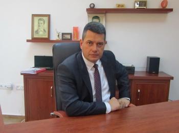  Поздравителен адрес от кмета на община Неделино - Боян Кехайов по повод Великденските празници