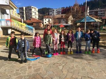  Приключи проект по Програма „Спорт за децата в детските градини“, реализиран в трите бази на Детска градина – Чепеларе за втора поредна година