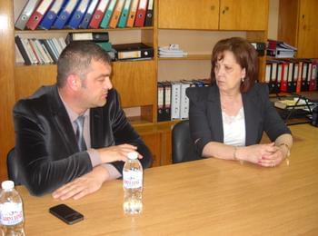 Зам.-областният Емил Хумчев посети в болницата пострадалото 14-годишно момче