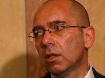Здравният министър:Незнам кой управлява  здравеопазването ни