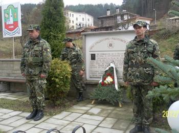 Поход до с.Полковник Серафимово за Деня на сухопътните войски