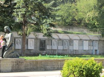 Откриват паметна плоча на героите от 21 Средногорски пехотен полк 