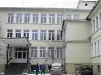 Болницата в Девин, открита по политически причини, сега само трима лекари работят в нея