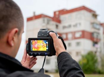 Термографско изследване на EVN показва къде изтича топлинната енергия в дома и офиса