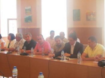 ОбС-Девин обединен, работи извънредно за възстановяне на болницата
