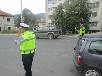 Полицията засилва контрола по безопасност на движението, за седмица са регистрирани близо 400 нарушения на пътя