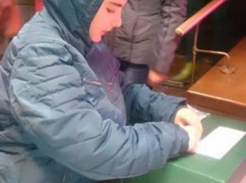Ученици от СУ „Св. св. Кирил и Методий“ върнаха надеждата в едно нуждаещо се смолянско семейство