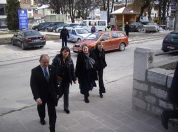 Кръстиха улица "Ирландия" в Чепеларе